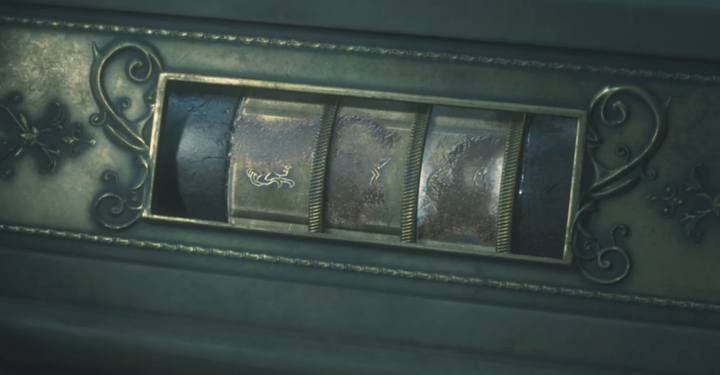 Za kratą znajdziesz ostatni posąg - dama - Zbierz 3 medaliony | Posterunek policji w Resident Evil 2 - Resident Evil 2 - poradnik do gry