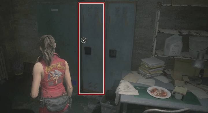 Zbadaj szafkę w pokoju z wajchą do sterowania windą - Parking policyjny - Claire | Posterunek policji w Resident Evil 2 - Resident Evil 2 - poradnik do gry