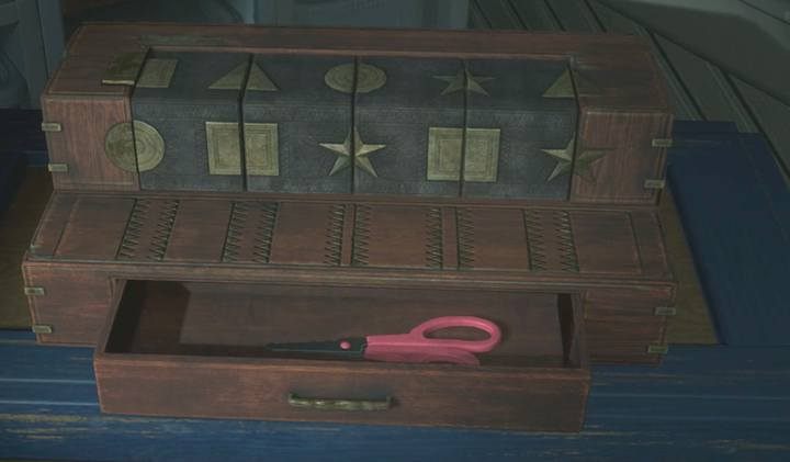 Zagadka polega na ustaleniu odpowiedniej kolejności klocków i odpowiednie ich obracanie, by uzyskać całe wzory figur geometrycznych - Sherry w Sierocińcu | Posterunek policji w Resident Evil 2 - Resident Evil 2 - poradnik do gry