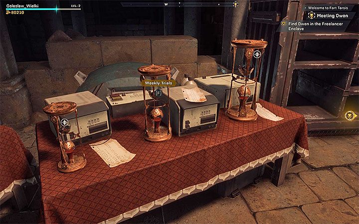 Stanowisko dziennych, tygodniowych oraz miesięcznych wyzwań znajduje się na terenie Fortu Tarsis, niedaleko miejsca, w którym domyślnie rozpoczyna się eksplorację tej lokacji (północna część fortu) - Dzienne, tygodniowe i miesięczne wyzwania w Anthem - Anthem - poradnik do gry