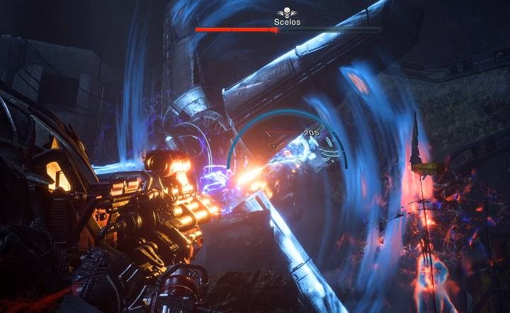 Escari podczas ataków używa działka o dużej sile i wysokiej szybkostrzelności; drugim atakiem są rakiety samonaprowadzające - Świątynia Szram | Fortyfikacje w Anthem - Anthem - poradnik do gry