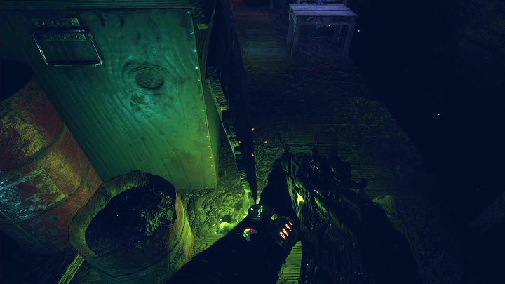 W środku wagonu znajdziesz dużą ilość surowców, które ułatwią ci wytwarzanie przedmiotów w dalszej części rozgrywki - Metro Exodus: Wołga - Ulepszenia i ciekawe miejsca, mapa, lista - Metro Exodus - poradnik do gry