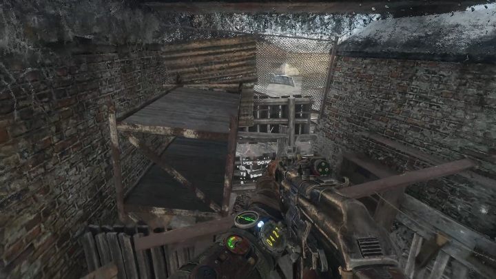 Z desek przeskocz na metalowe łóżka - Metro Exodus: Wołga - Ulepszenia i ciekawe miejsca, mapa, lista - Metro Exodus - poradnik do gry