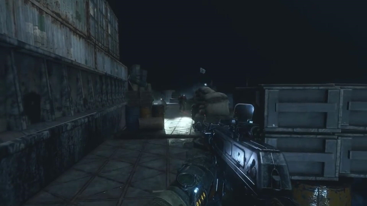 W końcu dotrzesz do miejsca, gdzie będziesz walczył z mutantami, którzy wypadną z kontenerów - Metro Exodus Sams Story: Finałowa walka na statku - solucja - Metro Exodus - poradnik do gry