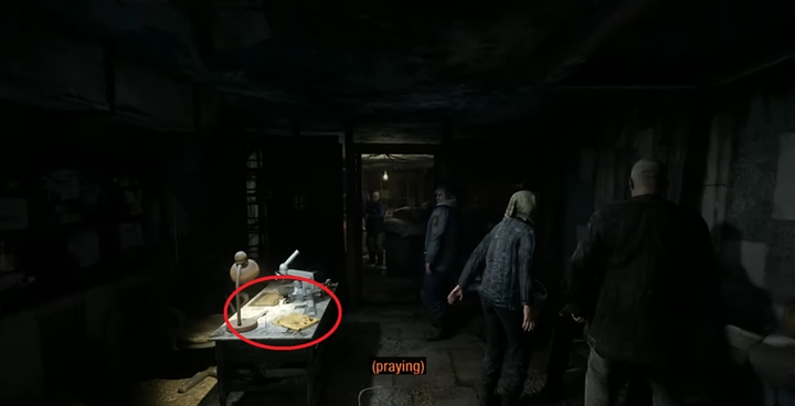 Szósta notatka do podniesienia jest ze stolika, gdy będziesz mijał zarażone osoby - Metro Exodus Two Colonels: Notatki - lista wszystkich znajdziek - Metro Exodus - poradnik do gry