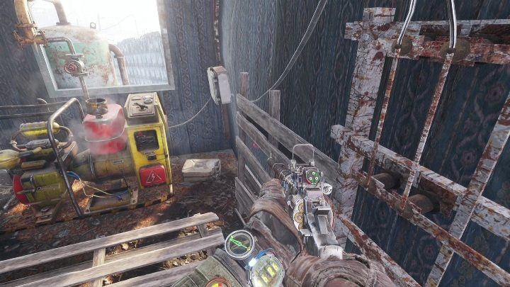 W małym budynku znajdziesz urządzenie na paliwo - Metro Exodus: Kontroler ładowania baterii - gdzie znaleźć? - Metro Exodus - poradnik do gry
