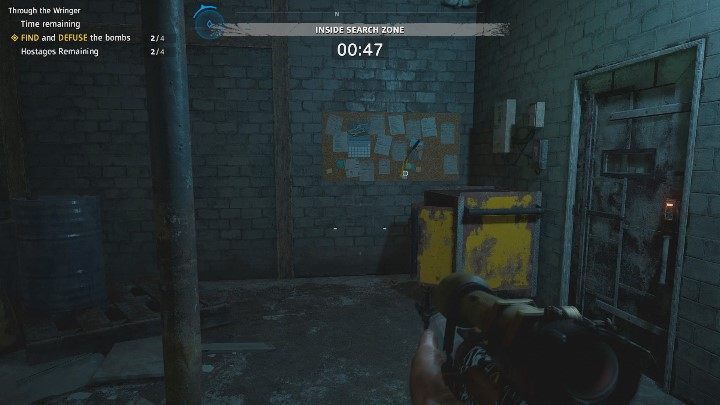 Następną bombę znajdziesz w czerwonym budynku, w którym na początku misji aktywowałeś przełącznik - Przez wyżymaczkę | Solucja Far Cry New Dawn - Far Cry New Dawn - poradnik do gry