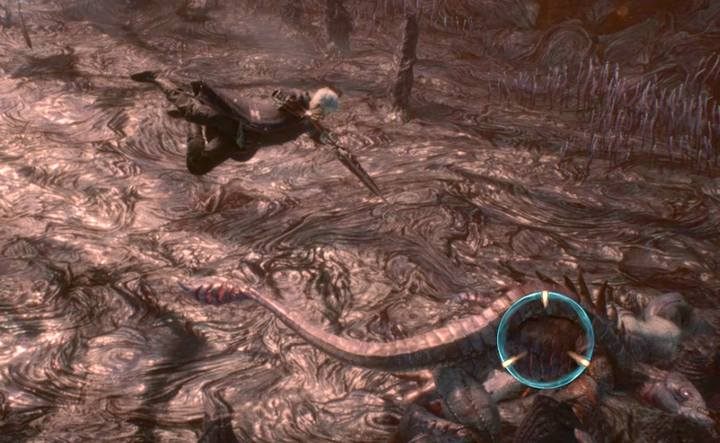 Passa działa także w powietrzu i pozwala dolecieć do przeciwnika na ziemi wydłużając combo i zadając obrażenia - Nero - Które umiejętności wybrać na początku w Devil May Cry 5? - Devil May Cry 5 - poradnik do gry