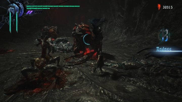 Po walce, zeskocz na dół, gdzie od razu czeka cię kolejna potyczka - Misja 13 - Trzech wojowników - Solucja Devil May Cry 5 - Devil May Cry 5 - poradnik do gry