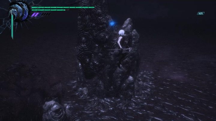 Gdy odzyskasz Gryfa, możesz go wykorzystać by wyskoczyć z jednej skał i poszybować do niebieskiego fragmentu kuli - Misja 14 - Rozdroże - V - Solucja Devil May Cry 5 - Devil May Cry 5 - poradnik do gry