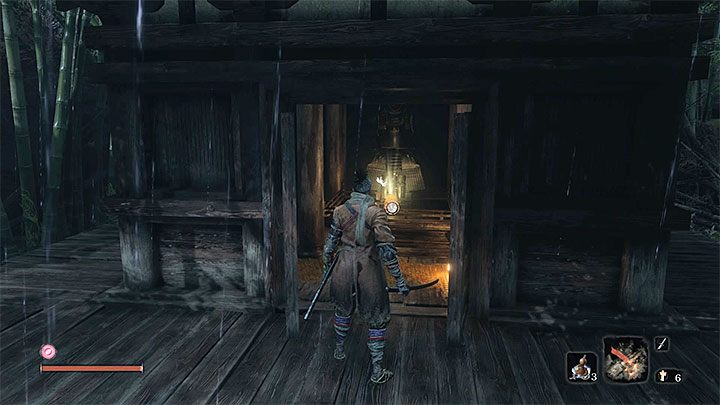 Po walkach otwórz drzwiczki chaty żeby odsłonić skrzynię ze skarbem - Mglisty kruk | Narzędzia protezy w Sekiro Shadows Die Twice - Sekiro Shadows Die Twice - poradnik do gry