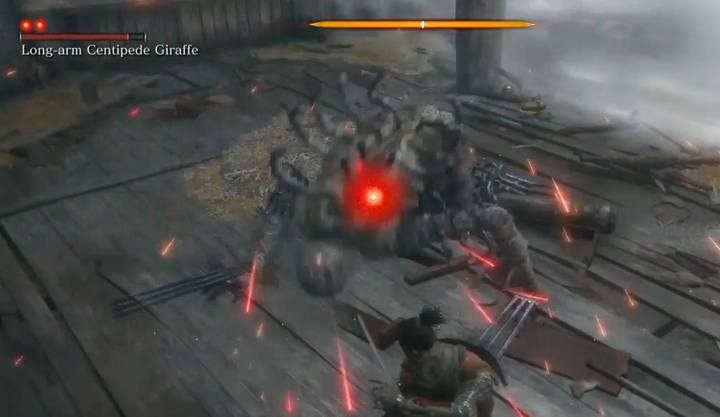 Po zredukowaniu Postury wroga zadasz mu cios krytyczny nawet nie zadając mu wcześniejszych obrażeń - Long-arm Centipede Giraffe | Boss w Sekiro Shadows Die Twice - Sekiro Shadows Die Twice - poradnik do gry