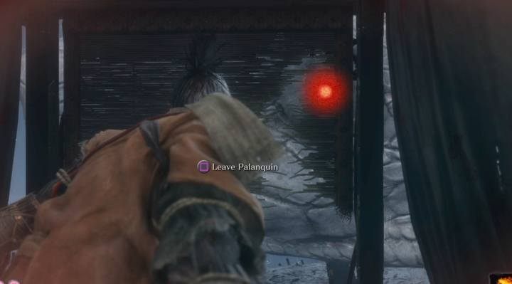 Z wężem na tym etapie nie możesz podjąć żadnej walki - musisz wiedzieć, gdzie się przed nim chować - Podzamcze Ashiny | Solucja Sekiro Shadows Die Twice - Sekiro Shadows Die Twice - poradnik do gry