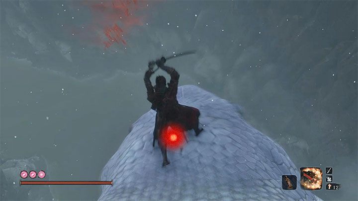 Wykonaj skok w stronę węża i wciśnij w locie przycisk wykonania śmiertelnego ciosu - Wielki wąż #2 | Boss w Sekiro Shadows Die Twice - Sekiro Shadows Die Twice - poradnik do gry