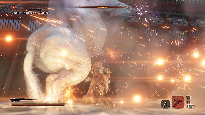 Także i w tym pojedynku bardzo przydatne mogą okazać się Petardy shinobi - Sakura Bull of the Palace | Boss w Sekiro Shadows Die Twice - Sekiro Shadows Die Twice - poradnik do gry