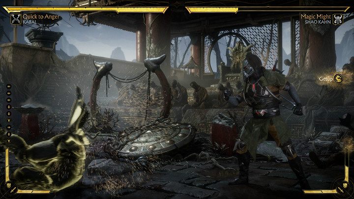 Rollback to natychmiastowe wstanie z ziemi poprzez przeturlanie się do tyłu lub do przodu - Upadanie w Mortal Kombat 11 - Mortal Kombat 11 - poradnik do gry