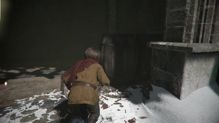 Jeśli zdecydujesz się udać się do drzwi przed kapitanem, to musisz ukryć się pod stołem i poczekać, aż przejdzie - A Plague Tale Innocence: Więzy krwi - solucja, opis przejścia - A Plague Tale Innocence - poradnik do gry