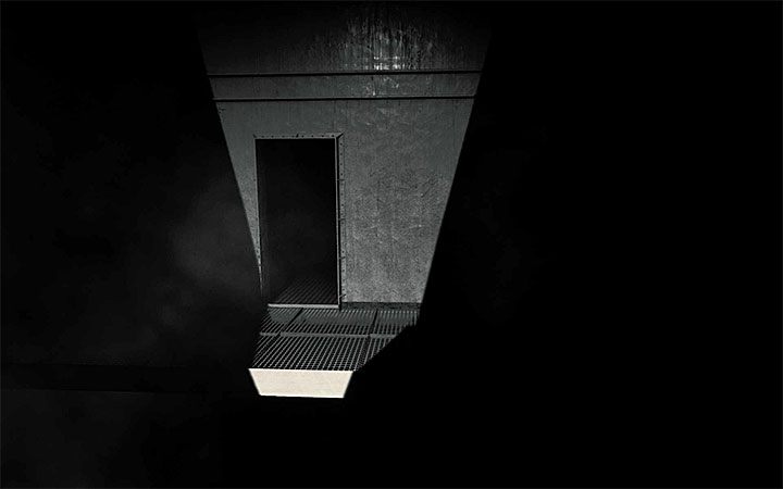 Kontynuuj podróż po balkonikach - Obszar z maszynami i zegarem | Solucja Layers of Fear 2 - Layers of Fear 2 - poradnik do gry