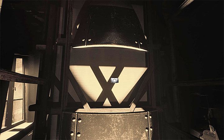 Musisz tu rozwiązać zagadkę z rakietą, która dotyczy dokończenia jej budowy i uruchomienia jej - Biuro | Solucja Layers of Fear 2 - Layers of Fear 2 - poradnik do gry