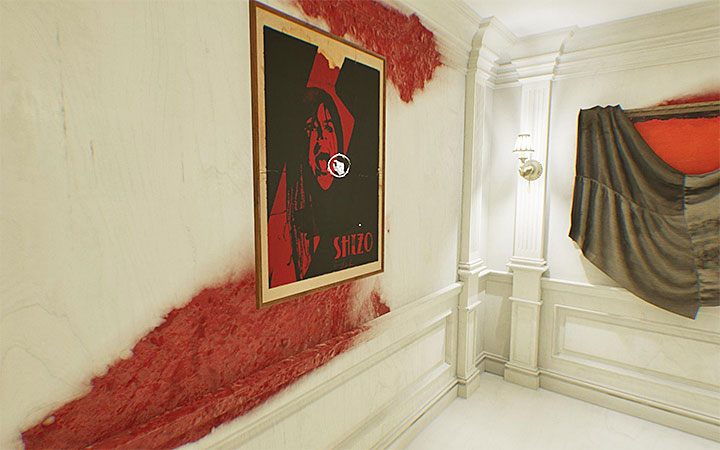 Po oswobodzeniu się wznów standardowy przemarsz mijając po drodze balkonik, z którego widać salę z manekinami - Czerwone lokacje | Solucja Layers of Fear 2 - Layers of Fear 2 - poradnik do gry