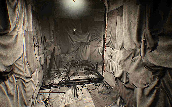 W wyniku zaliczenia zagadki bramka została powalona - Zagadka z owocami | Rozwiązanie zagadki w Layers of Fear 2 - Layers of Fear 2 - poradnik do gry