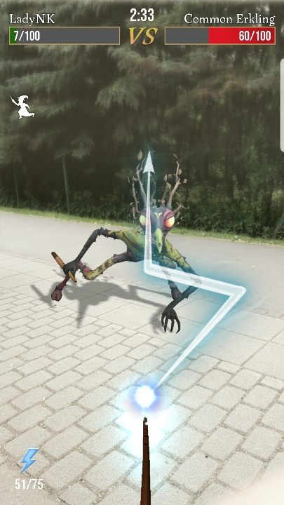 Grać możesz z ludźmi znajdującymi się w okolicy fortecy - Tryb multiplayer w Harry Potter Wizards Unite - Harry Potter Wizards Unite - poradnik do gry