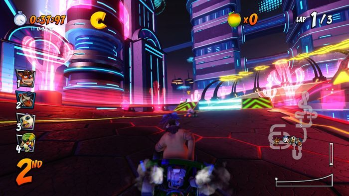 Trzecia litera jest na drugiej laserowej przeszkodzie, tym razem przejedźcie dołem - Tryb CTR Challenge - Crash Nitro Cart w Crash Team Racing Nitro Fueled - Crash Team Racing Nitro-Fueled - poradnik do gry