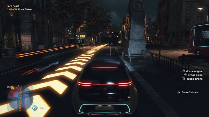 W pewnym etapie droga zostanie zagrodzona przez pojazdy Albionu, zaczną one po chwili wybuchać - Watch Dogs Legion: Twardy reset - solucja, opis przejścia - Watch Dogs Legion - poradnik do gry