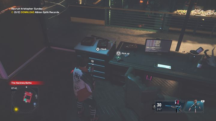 Obiekt ten jest bardzo dobrze strzeżony przez strażników, zamiast się skradać, warto wyeliminować po kolei każdego wroga, a następnie udać się do środka - Watch Dogs Legion: Punkty technologii - mapa Islington i Hackney - Watch Dogs Legion - poradnik do gry
