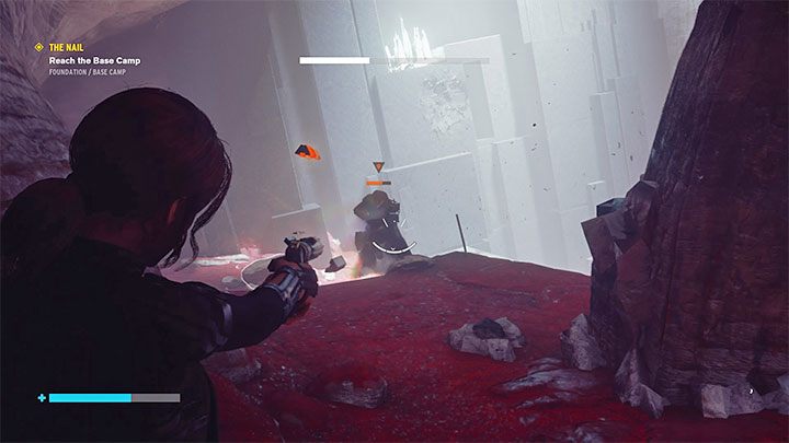 Podczas przeprawy przez jaskinie uważaj na latających przeciwników, którzy oprócz atakowania na odległość mogą wykonywać ataki-kamikadze - reaguj na to aktywowaniem osłony lub szybkim odskakiwaniem na boki - Control Foundation: Gwóźdź/The Nail - Magazyn i Zawalony dział - solucja - Control - poradnik do gry