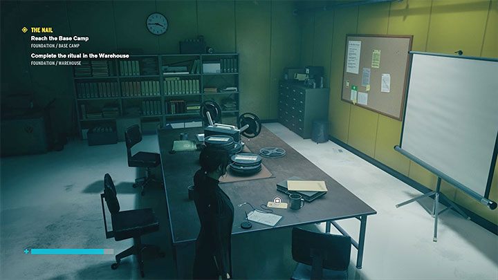 Identyfikator leży na dużym stole - Control Foundation: Kolekcja Pope/Popes Collection - solucja, opis przejścia - Control - poradnik do gry