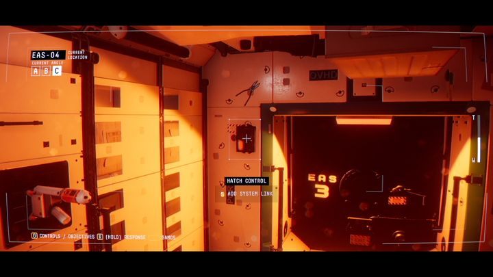 Przejdź do modułu EAS-04, najedź na ogień i przytrzymując R powiadom Emmę o jego położeniu - Observation: Przebudzenie, solucja, etap 1 - Observation - poradnik do gry