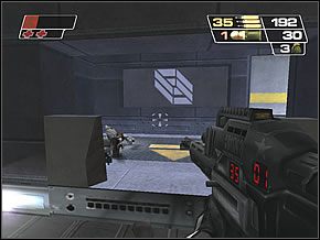 Podejdź do niej i naciśnij przycisk (standardowo klawisz E), co spowoduje, że zamiast do Ciebie, będzie strzelać do okolicznych strażników - Containment Facility | Foreign Lands | Red Faction II - Red Faction II - poradnik do gry