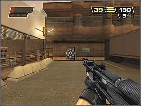 W małym pokoiku za pierwszymi drzwiami znajdziesz trochę amunicji oraz medykamenty - Ammo Dump | Sopots Citadel | Red Faction II - Red Faction II - poradnik do gry