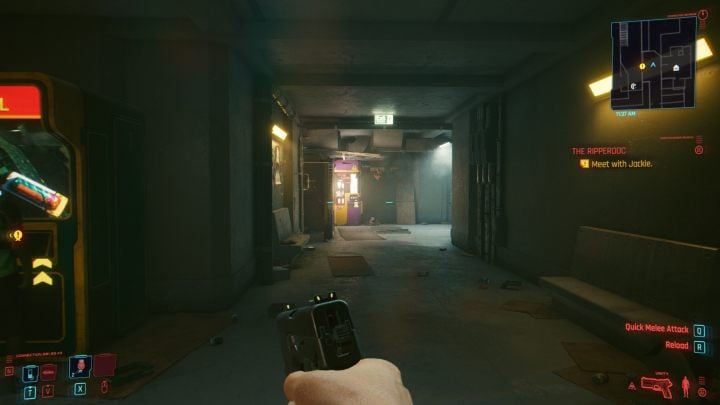 Broń możesz schować dzięki przyciskowi służącemu do wyciągania broni - musisz jednak nacisnąć go dwukrotnie - Cyberpunk 2077: Jak schować broń? - Cyberpunk 2077 - poradnik do gry