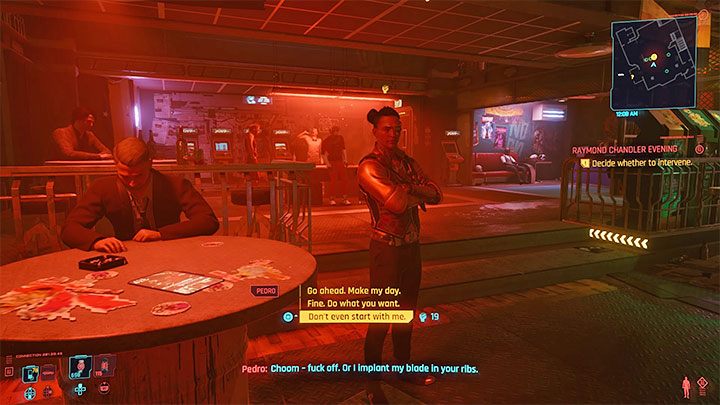 W barze będziesz świadkiem sytuacji, w której Pedro z gangu Valentinos będzie nękał jednego z gości lokalu - Cyberpunk 2077: Echa przeszłości - solucja, opis przejścia - Cyberpunk 2077 - poradnik do gry