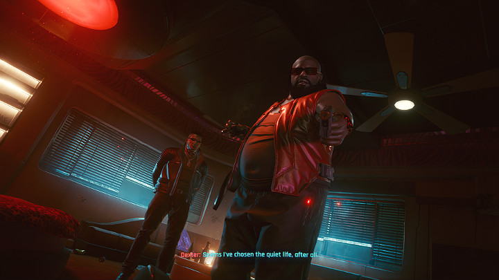 Gdy tylko doprowadzisz się do porządku i wyjdziesz z łazienki, zostaniesz zaatakowany przez ochroniarza - Cyberpunk 2077: Skok na głęboką wodę/The Heist - solucja, opis przejścia - Cyberpunk 2077 - poradnik do gry