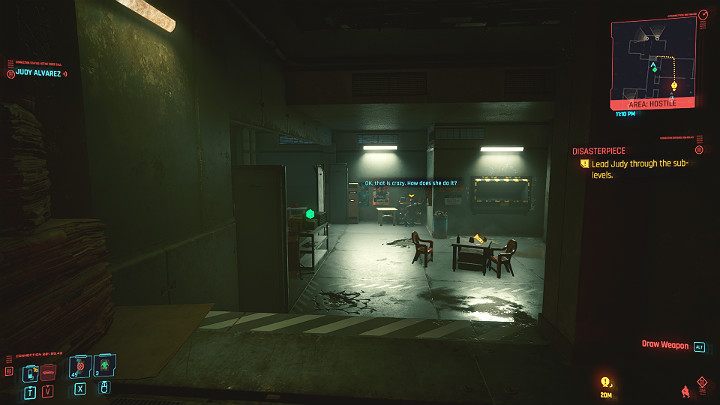 Gdy zejdziesz po schodach i trafisz na kolejnych strażników, Judy zaproponuje pomoc i warto z niej skorzystać - Cyberpunk 2077: Bezład/Disasterpiece - solucja, opis przejścia - Cyberpunk 2077 - poradnik do gry