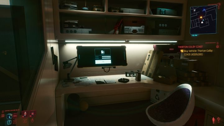 Interaktywnym obiektem jest też komputer - możesz w nim przeglądać strony internetowe oraz odczytywać maile - Cyberpunk 2077: Wszystkie mieszkania V - Cyberpunk 2077 - poradnik do gry