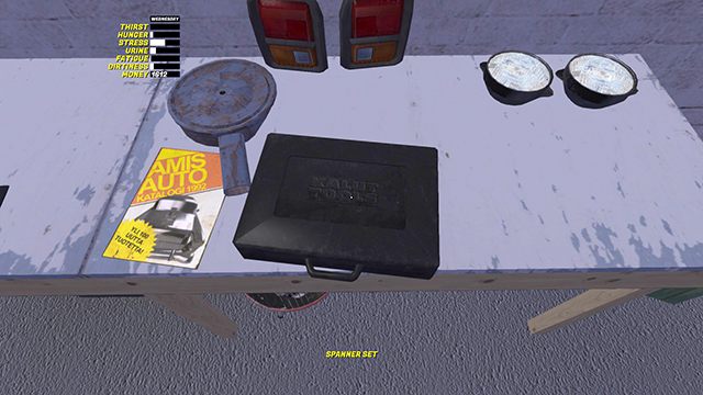 Na stoliku w garażu znajdziesz narzędzia Spanner Set. - Samochód Ruscko | Pojazdy w My Summer Car - My Summer Car - poradnik do gry