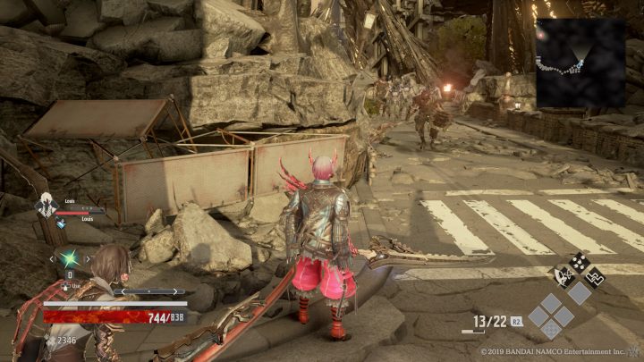 Idąc w prawo, przed tobą będą siedzieć przeciwnicy, pokonaj ich, uważaj jednak, gdyż w każdej chwili możesz natknąć się na patrol - Parking Garage | Solucja Code Vein - Code Vein - poradnik do gry