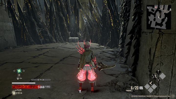 Wracając w stronę Mistle, skręć po chwili w prawo, znajdziesz tam skrzynię Blackblood Liberator +6 - Accumulator Ruins | Solucja Code Vein - Code Vein - poradnik do gry