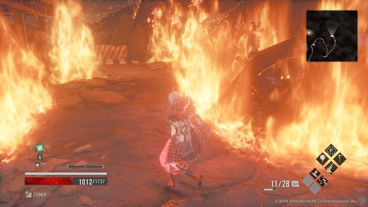 Kawałek dalej napotkasz przeciwników ukrytych w ogniu - City of Falling Flame | Solucja Code Vein - Code Vein - poradnik do gry