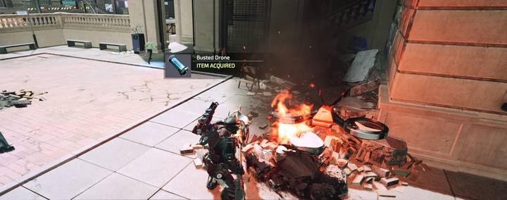 Zniszczonego drona znajdziesz na placu, po zeskoczeniu z gzymsu za strzeżoną bramą, obok Wizji - The Surge 2: Prywatna praktyka - solucja, opis przejścia - The Surge 2 - poradnik do gry