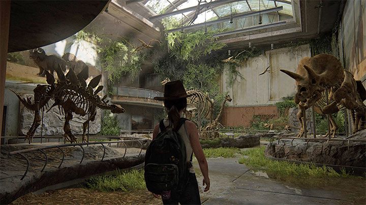 To karta kolekcjonerska i w celu zdobycia jej musisz najpierw dotrzeć do ekspozycji z powyższego obrazka - The Last of Us 2: Prezent urodzinowy / The Birthday Gift sekrety, znajdźki - The Last of Us 2 - poradnik do gry