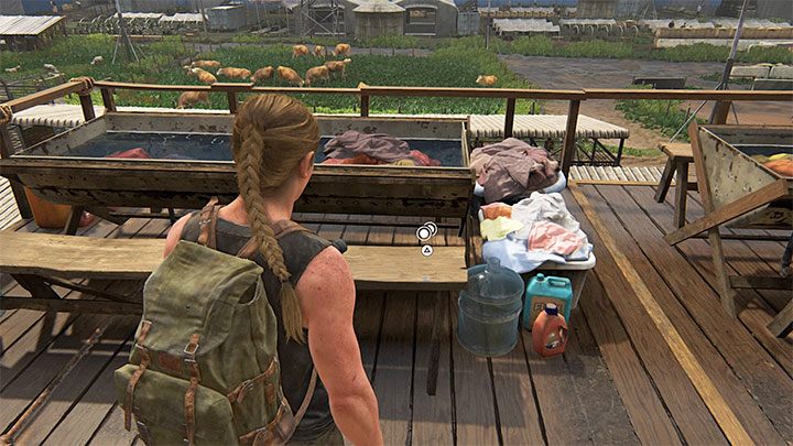 Moneta leży na jednej z długich drewnianych ławek - The Last of Us 2: Stadion / The Stadium sekrety, znajdźki - The Last of Us 2 - poradnik do gry