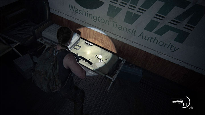 Abby niedługo po zdobyciu kuszy może znaleźć pokazany na obrazku dokument, który będzie leżał na jednym z metalowych łóżek - The Last of Us 2: Seattle, dzień 1 Abby - sejfy, kody - The Last of Us 2 - poradnik do gry