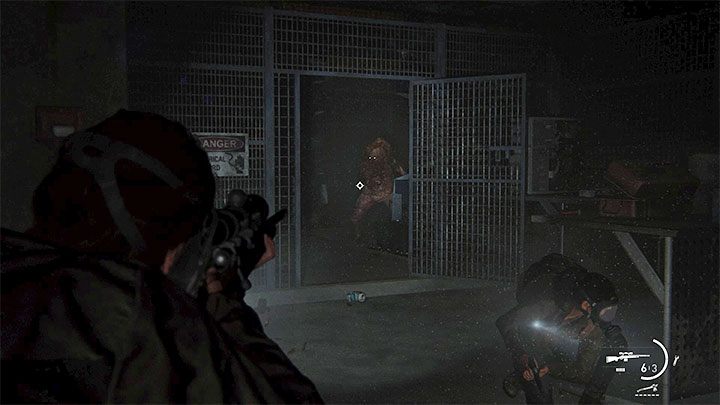 Do atakowania każdego człapacza dobrze sprawdzają się karabin i strzelba - The Last of Us 2: Jak pokonać potwora Człapacz (Shambler)? - The Last of Us 2 - poradnik do gry