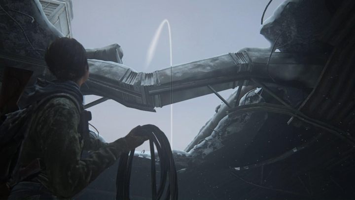 Wyciągnij kabel przygnieciony przez szafkę i rzuć nim tak, by lina opadła na drugą stronę metalowego rusztowania - The Last of Us 2: Punkt Widokowy, Patrol - solucja, opis przejścia - The Last of Us 2 - poradnik do gry