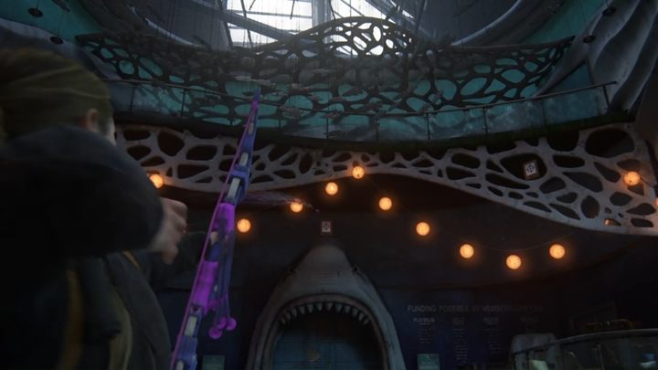 Podnieś również zabawkowy łuk, a rozpoczniesz pewne zawody - masz trafić pewną liczbę celów w określonym czasie - The Last of Us 2: Świąteczna Wizyta - solucja, opis przejścia - The Last of Us 2 - poradnik do gry